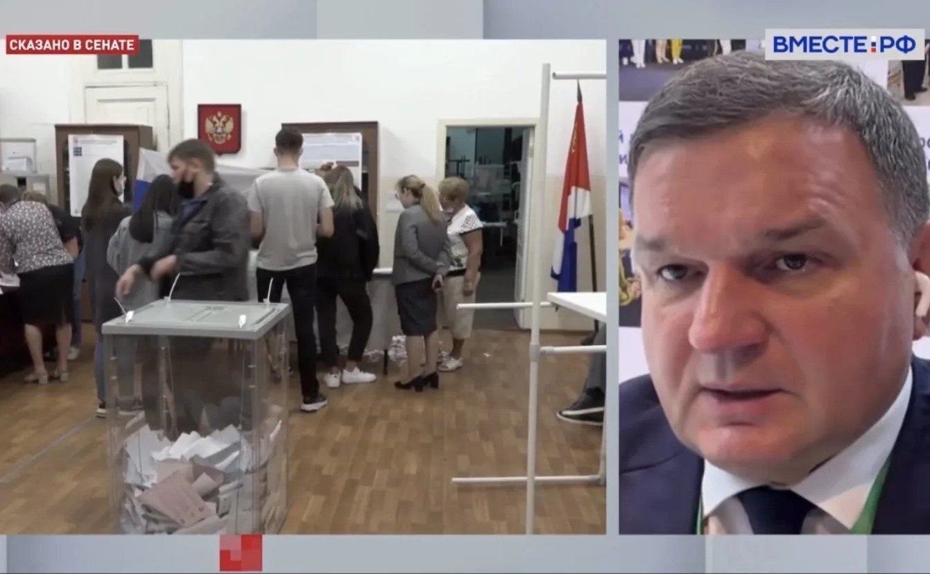 Сергей Перминов ответил на вопросы телеканала «Вместе-РФ» о состоявшемся на XIV Петербургском международном юридическом форуме (ПМЮФ) обсуждении проблематик электоральной экспертизы и вызовов предстоящим в сентябре выборам избирательного цикла ЕДГ-2026