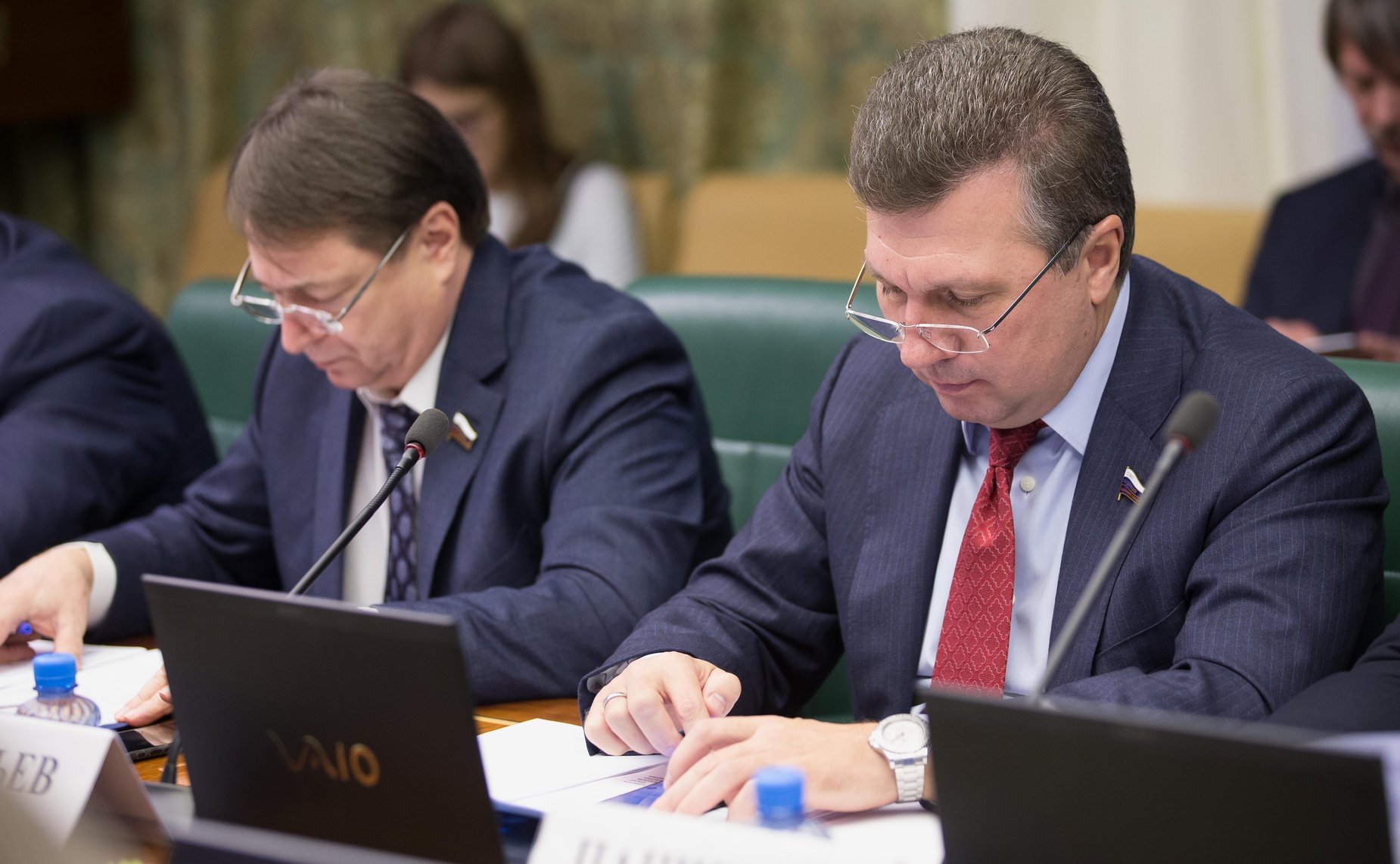 В. Васильев