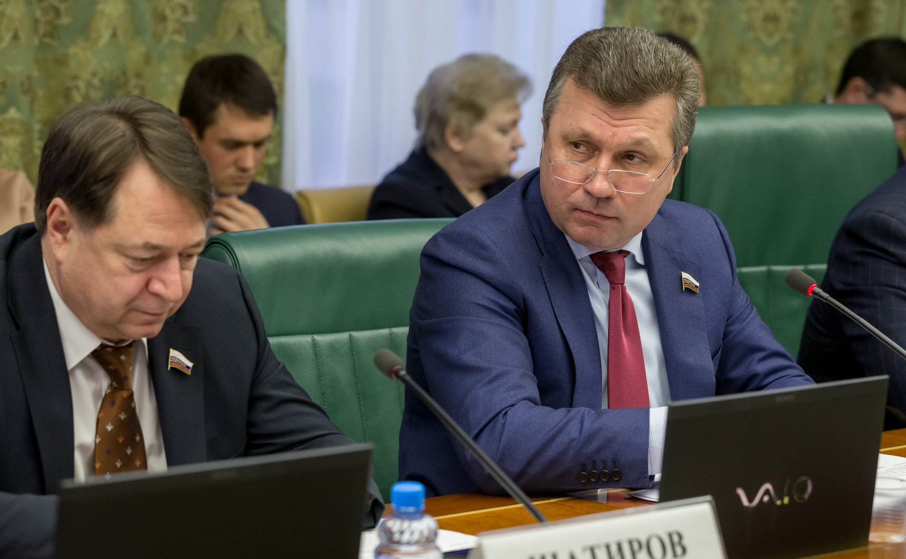 В. Васильев