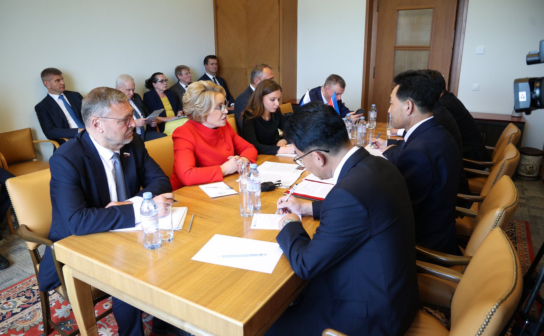 Встреча Председателя Совета Федерации Валентины Матвиенко с Председателем Верховного народного собрания Корейской Народно-Демократической Республики Пак Ин Чхолем