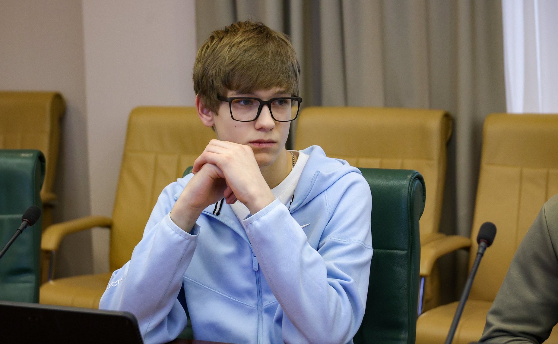 Наталья Комарова провела встречу с учащимися 10–11 класса