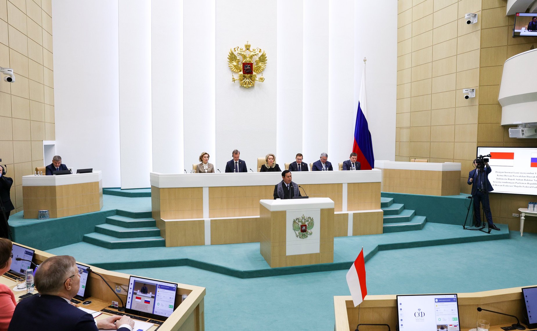 Председатель Совета представителей регионов Республики Индонезии Султан Бактиар Наджамудин