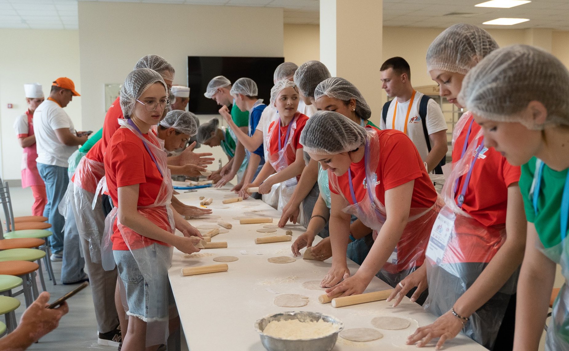 Владимир Чижов встретился с участниками культурно-образовательного проекта «Поезд Памяти» в Петрозаводске