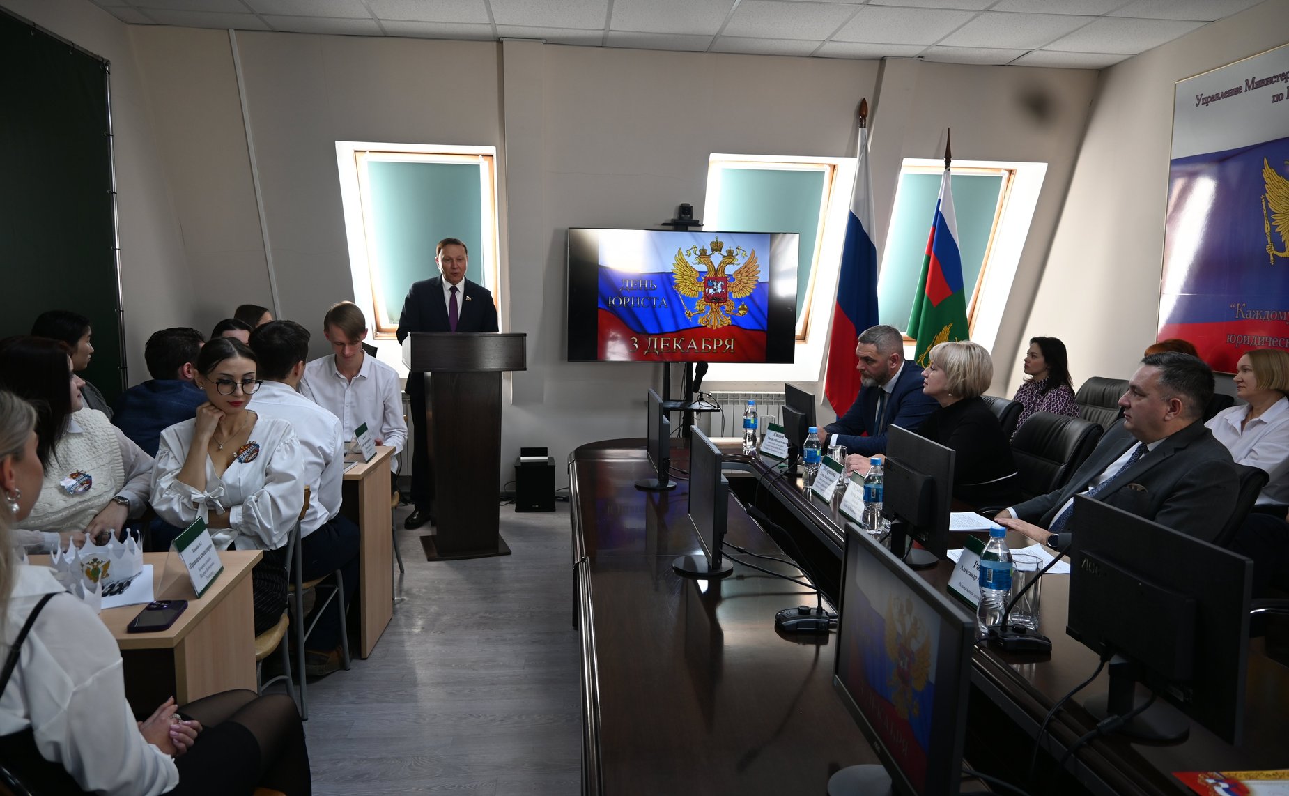 Александр Ролик встретился со студентами и преподавателями Дальневосточного федерального университета