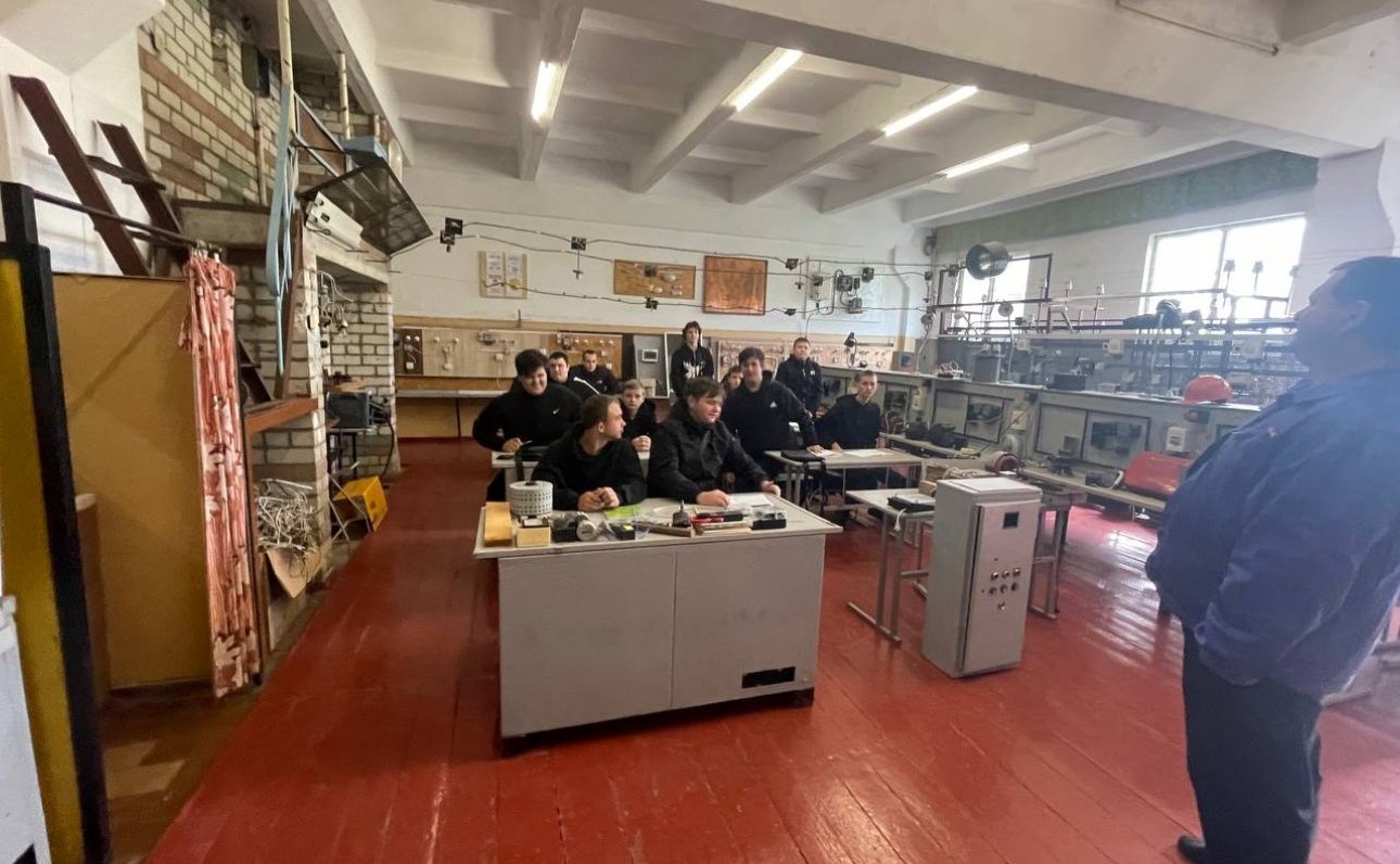 Игорь Кастюкевич посетил Генический техникум сферы обслуживания