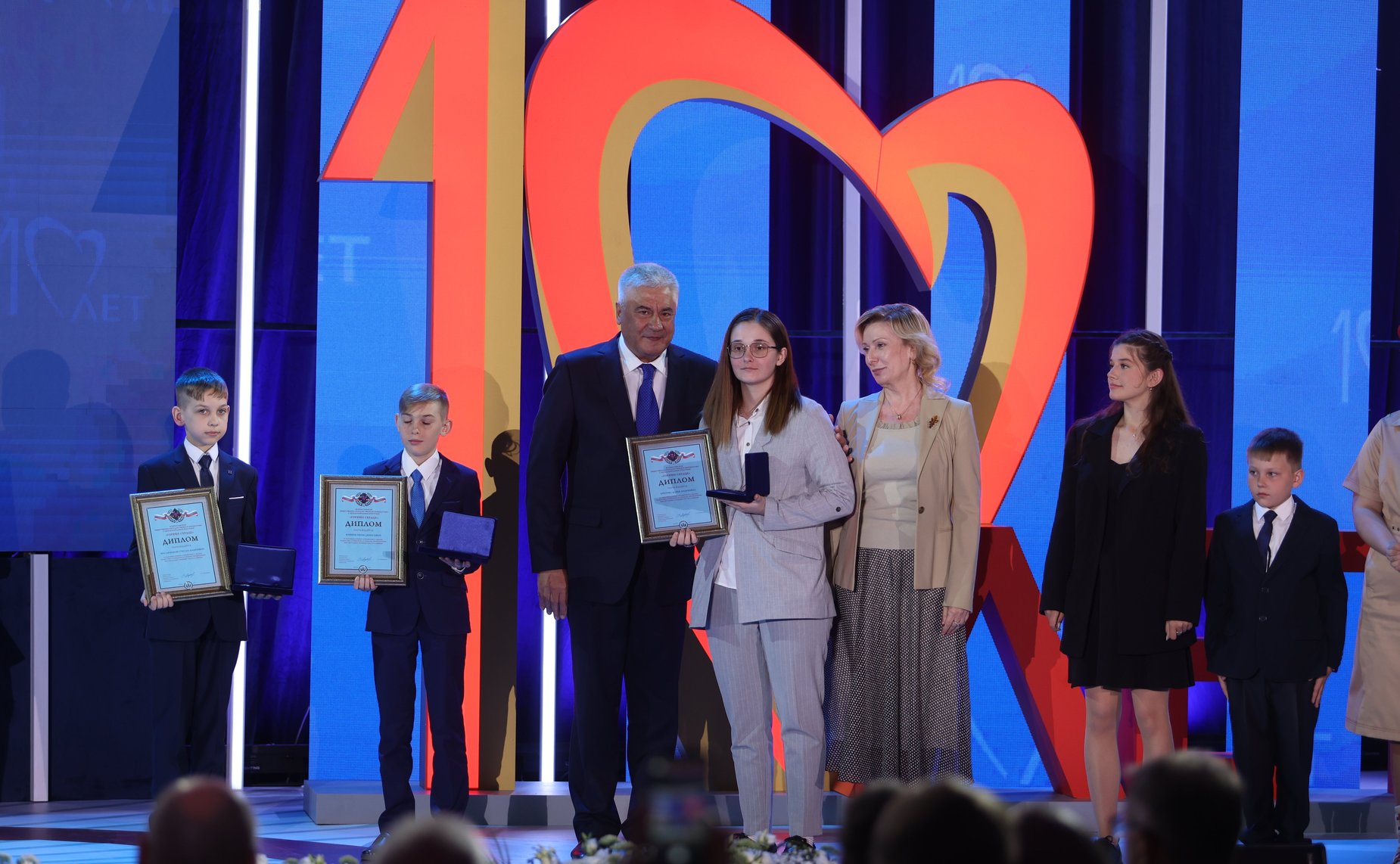 Инна Святенко вручила награды Всероссийской общественно-государственной инициативы «Горячее сердце»