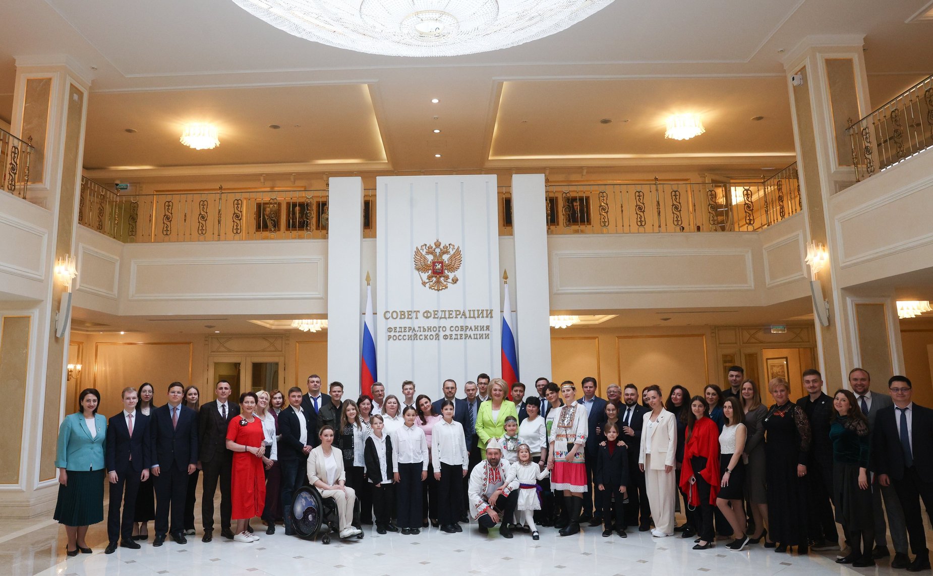 Председатель Комитета Совета Федерации по науке, образованию и культуре Лилия Гумерова провела встречу с участниками Всероссийского конкурса «Моя страна-моя Россия»