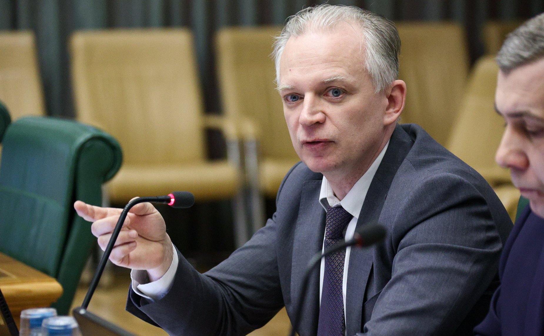 Заседание Комитета Совета Федерации по конституционному законодательству и государственному строительству