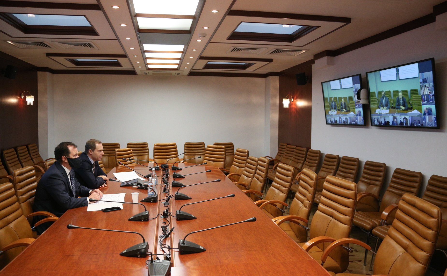 «Круглый стол» на тему «О мерах по противодействию производству и использованию контрафактной продукции для авиационной техники» в формате видеоконференции