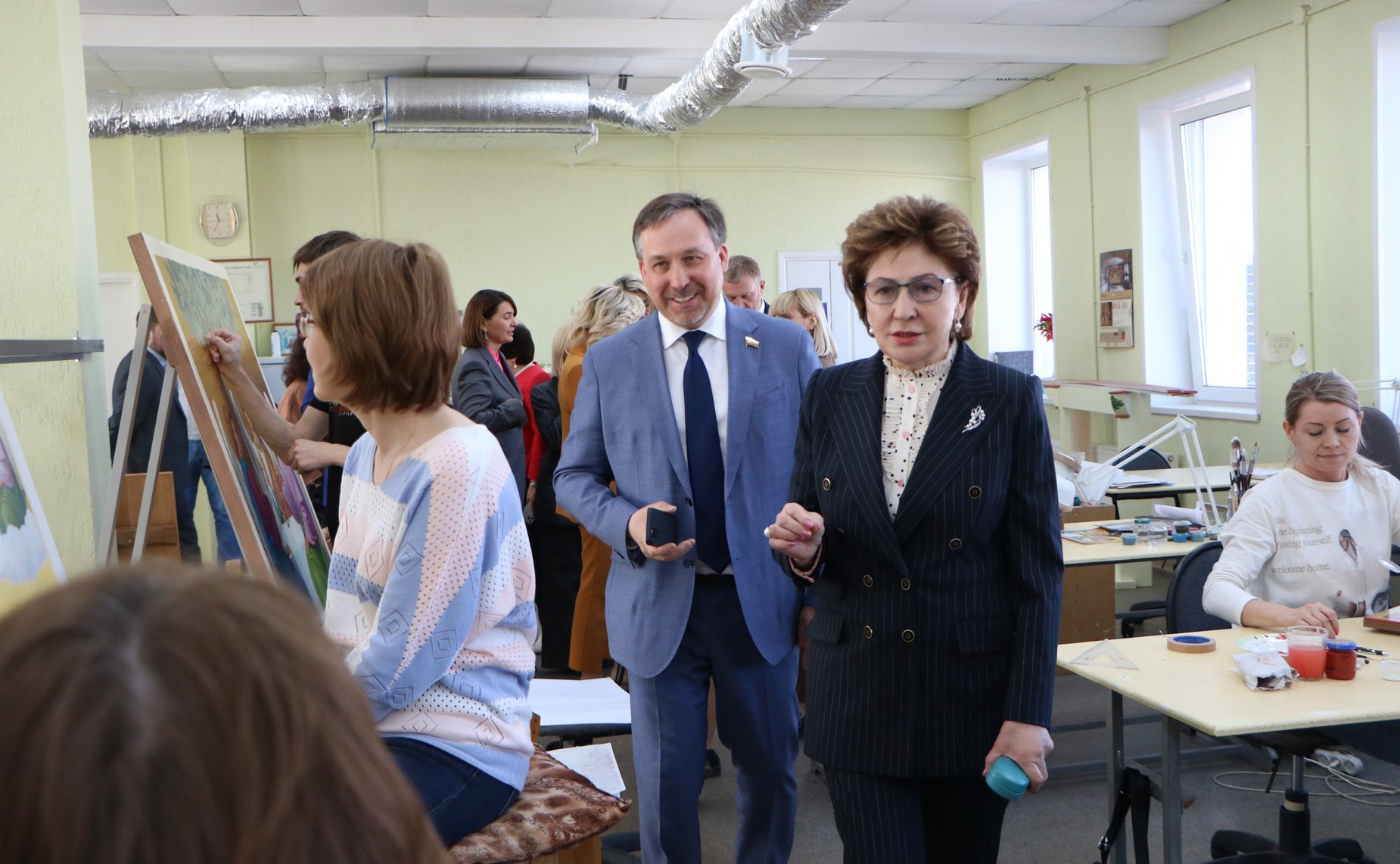 Галина Карелова провела в Палехе Ивановской области выездное заседание Комиссии СФ по сохранению и развитию народных художественных промыслов в Российской Федерации