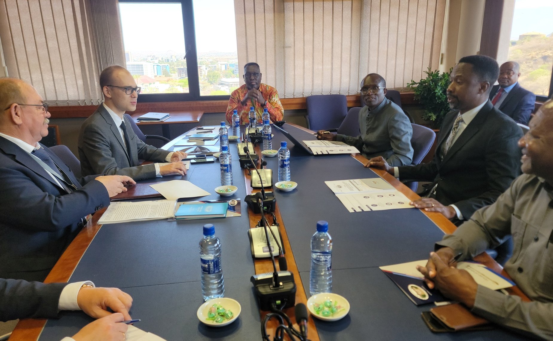 Геннадий Орденов в составе российской делегации встретился с Председателем Национального совета Республики Намибии Лукасом Синимбо Мухой