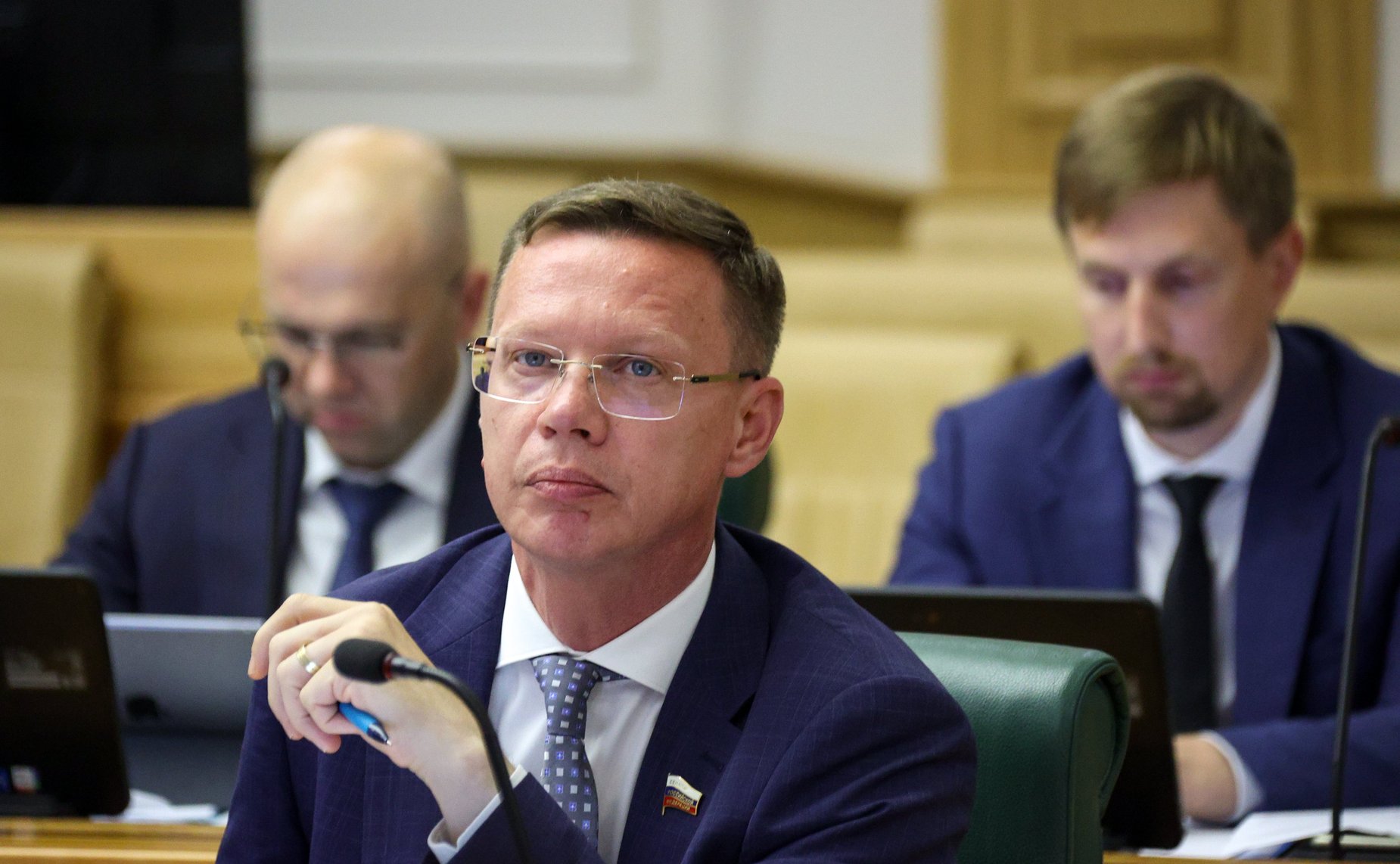 Виталий Назаренко