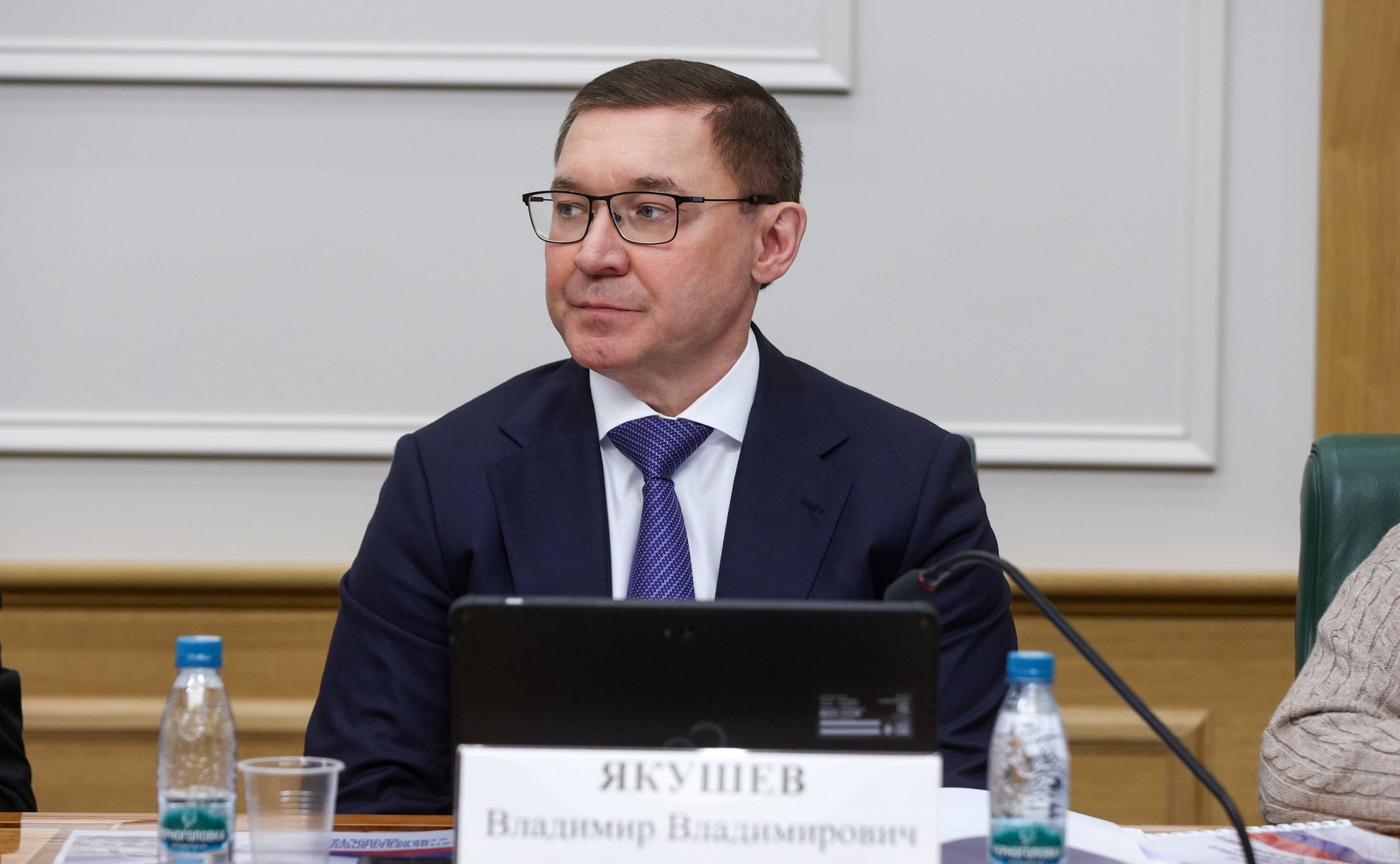 Владимир Якушев