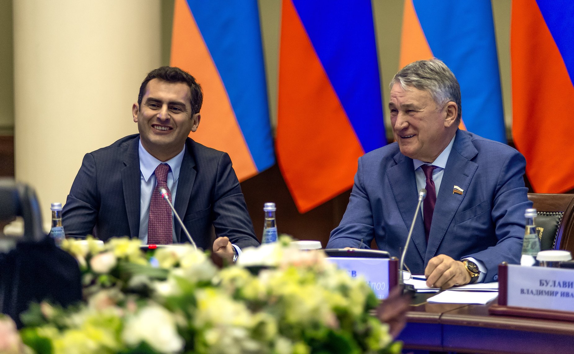 Заместитель Председателя Совета Федерации Юрий Воробьев и заместитель Председателя Национального Собрания Республики Армения Акоб Аршакян провели встречу в Санкт-Петербурге