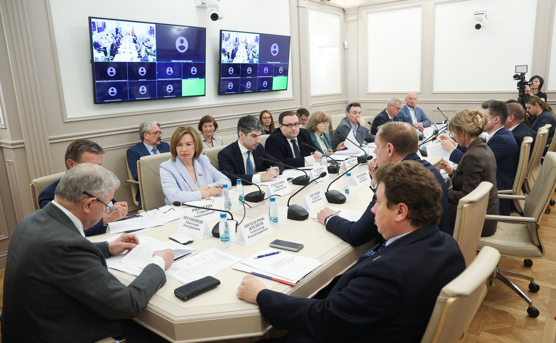 Совещание Комитета СФ по бюджету и финансовым рынкам «Трансформация трудовых отношений в условиях цифровизации: преодоление теневой занятости и восстановление социально-трудовых гарантий и фискальной устойчивости бюджетной системы РФ»