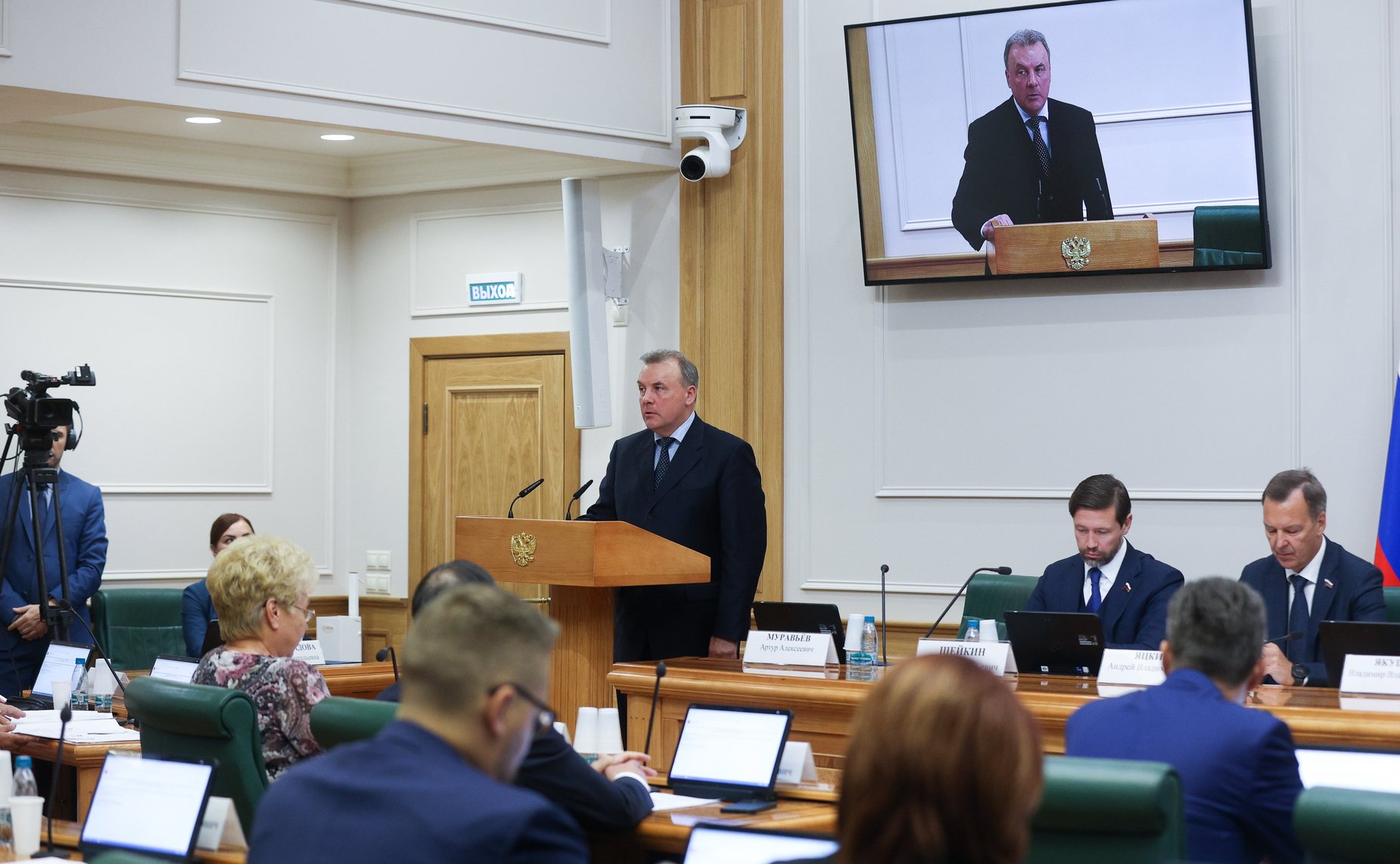 Артур Муравьев