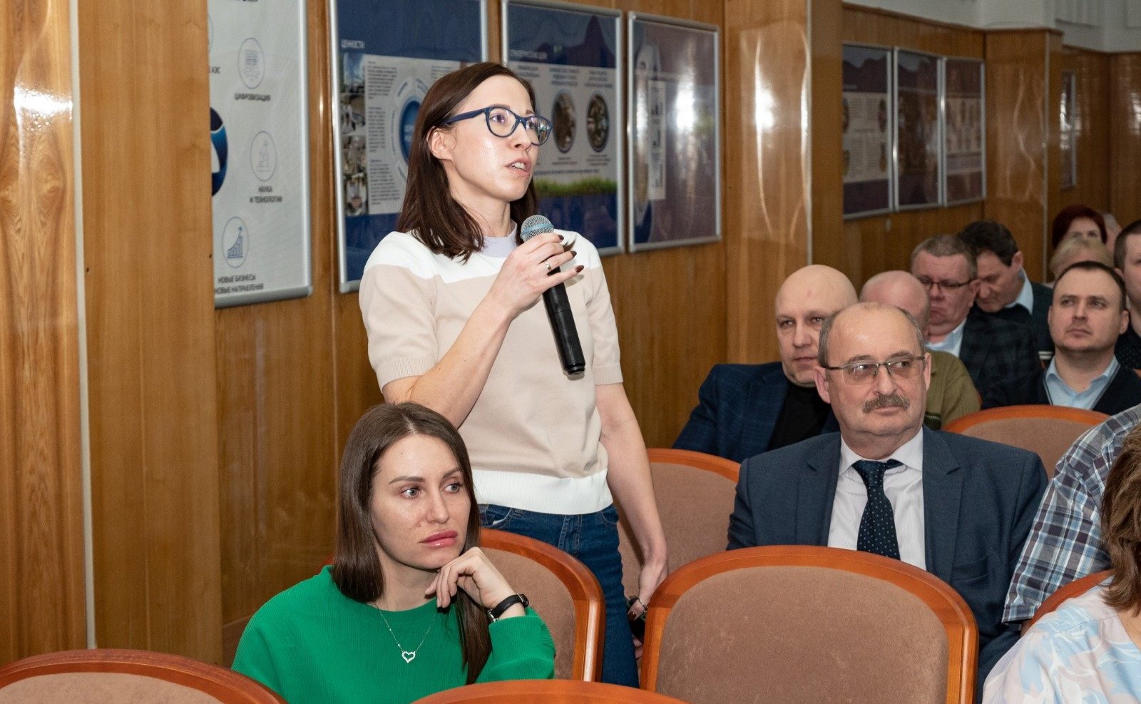 Олег Цепкин провел встречу с руководством и сотрудниками Приборостроительного завода в городе Трехгорном Челябинской области