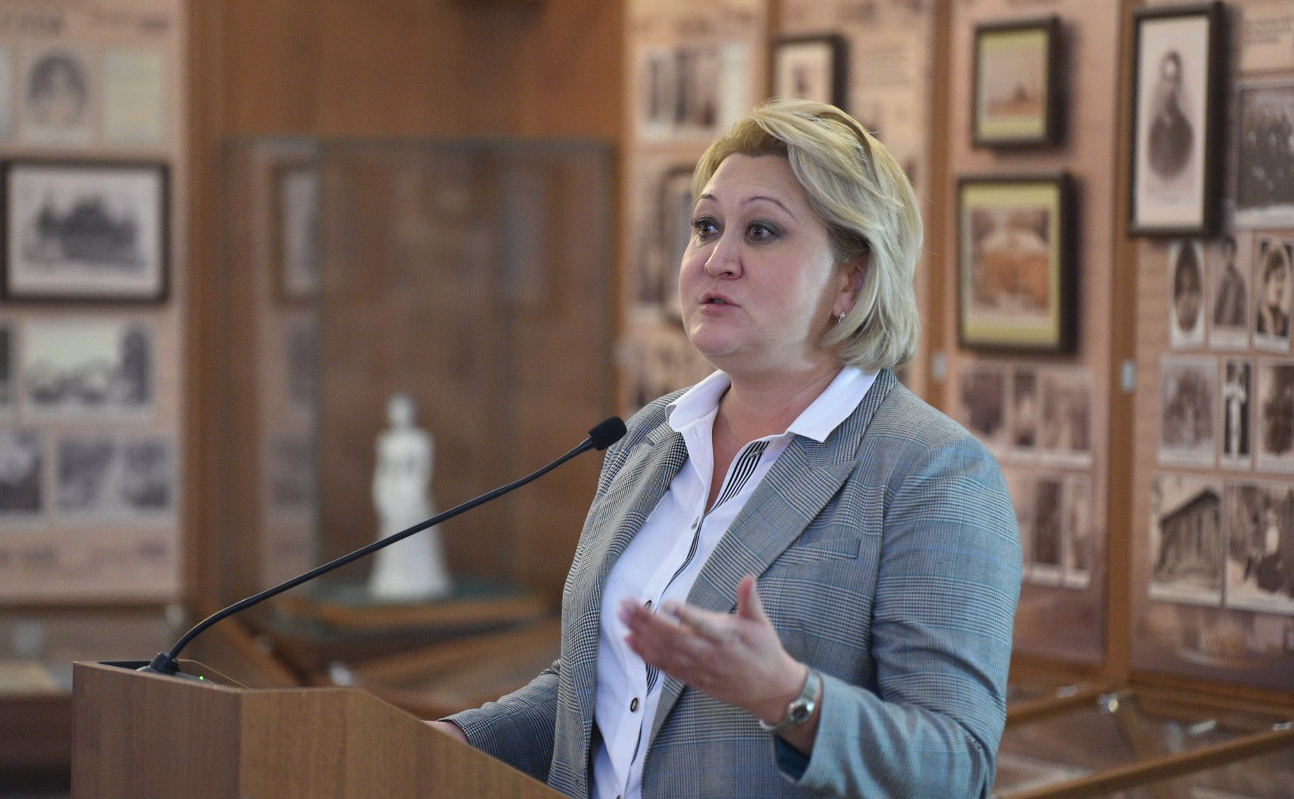 Л. Гумерова