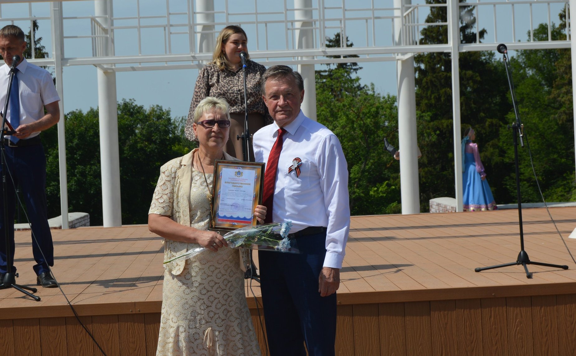 Сергей Рябухин в ходе поездки в регион принял участие в 57-м Всероссийском Пушкинском празднике поэзии в с. Языково Карсунского района