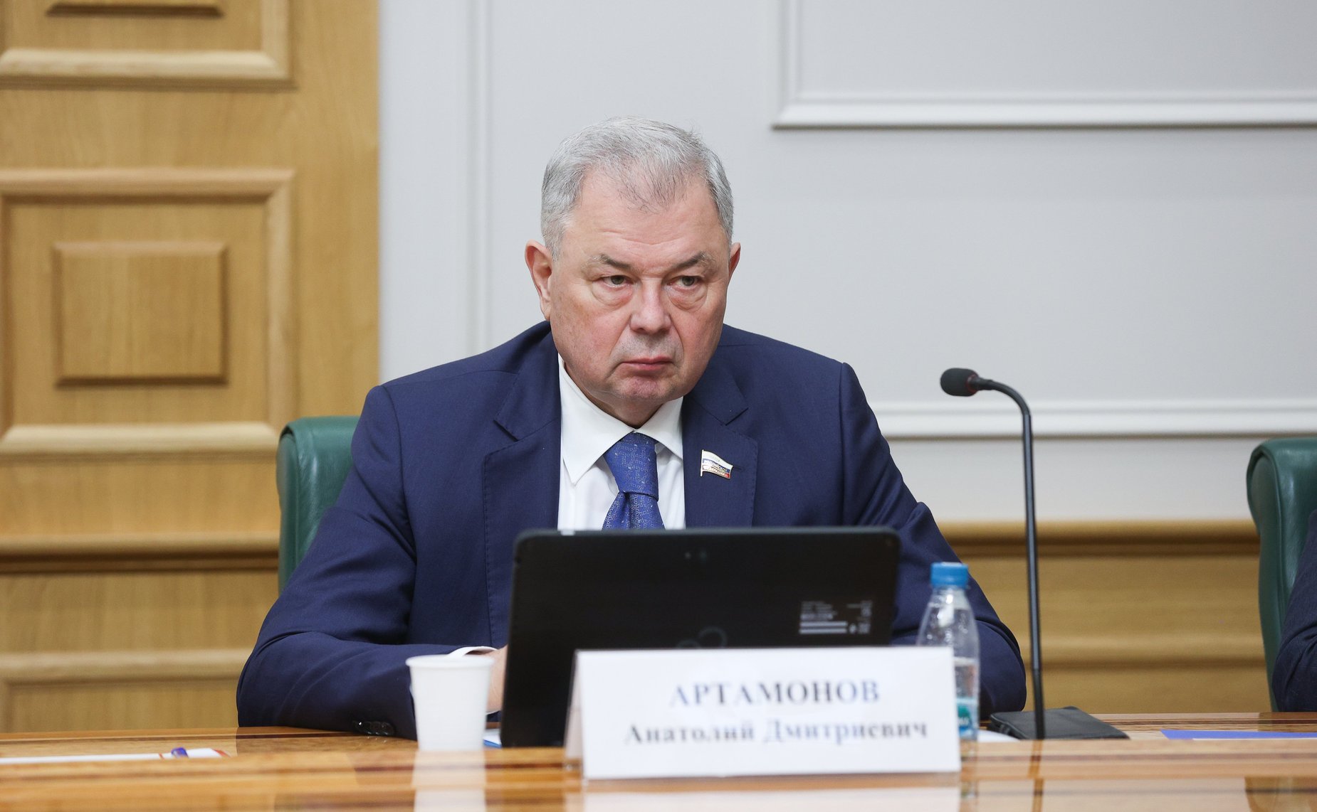 Анатолий Артамонов