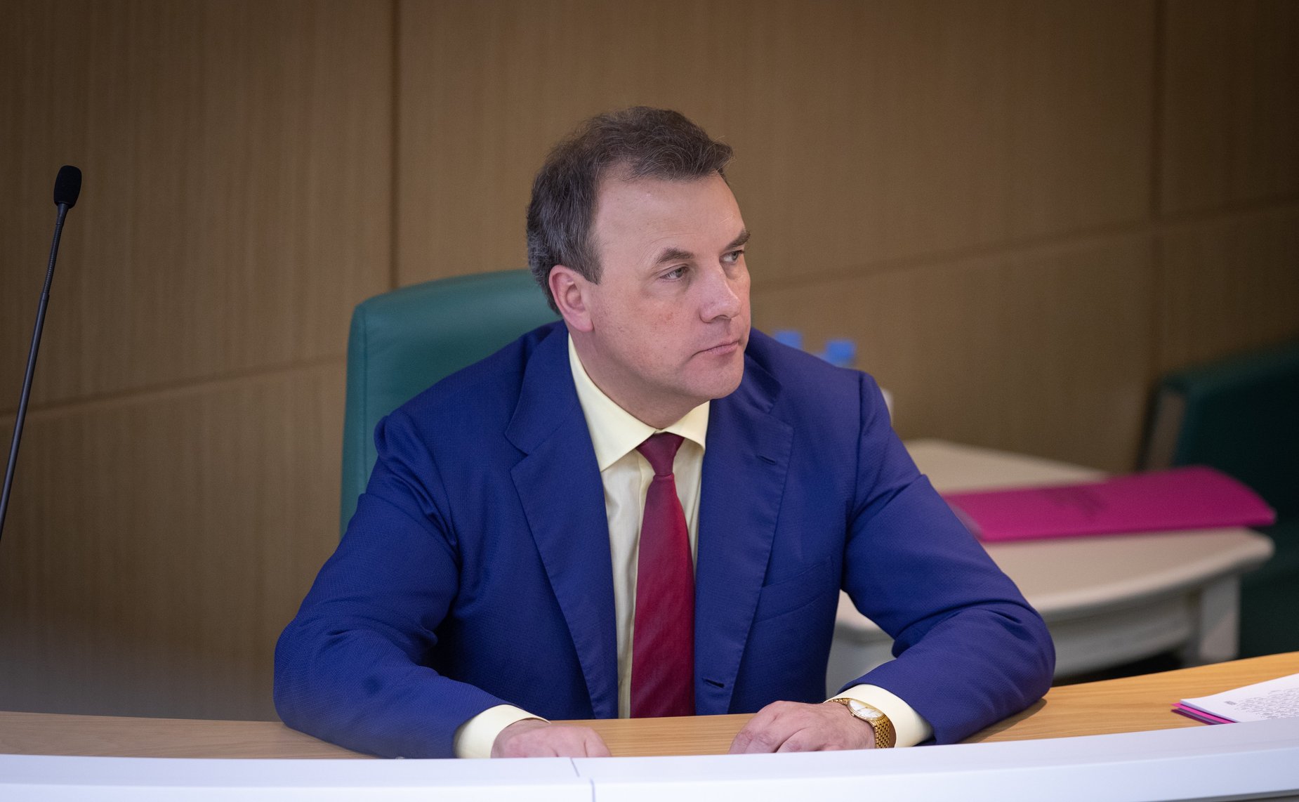 Артур Муравьев