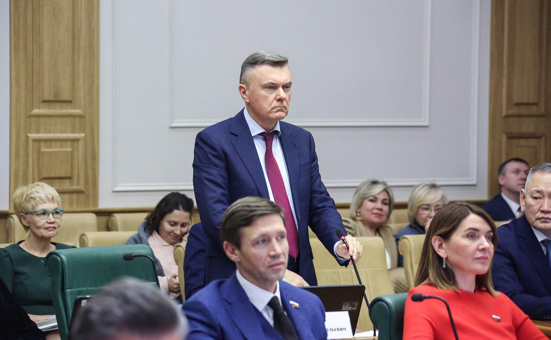 Встреча сенаторов Российской Федерации с Министром юстиции РФ Константином Чуйченко в формате «Открытого диалога»