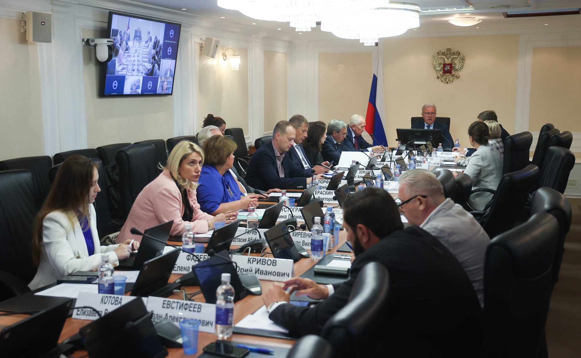 Рабочее совещание Совета по вопросам развития Сибири при Председателе Совета Федерации на тему «Действующие механизмы социального инвестирования в России: проблемы и пути их решения»