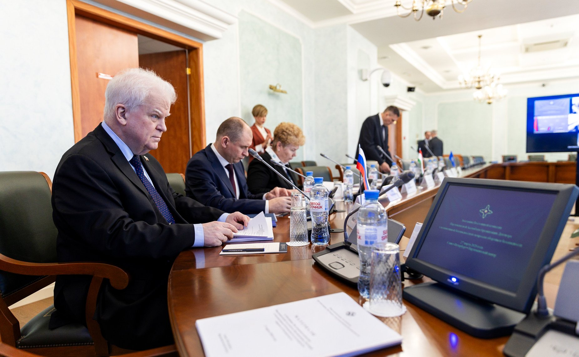 Участие сенаторов Российской Федерации в заседании Постоянной комиссии ПА ОДКБ по вопросам обороны и безопасности