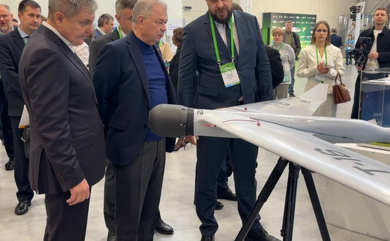 Анатолий Артамонов принял участие в мероприятиях III Всероссийского инновационного форума «Беспилотная эволюция. Бесшовный космос», а также в церемонии открытия VII Международного кинофестиваля «Циолковский»