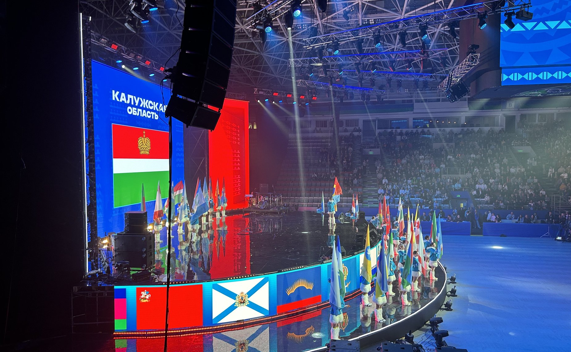 Александр Новьюхов посетил торжественную церемонию открытия фестиваля «Россия – страна возможностей»