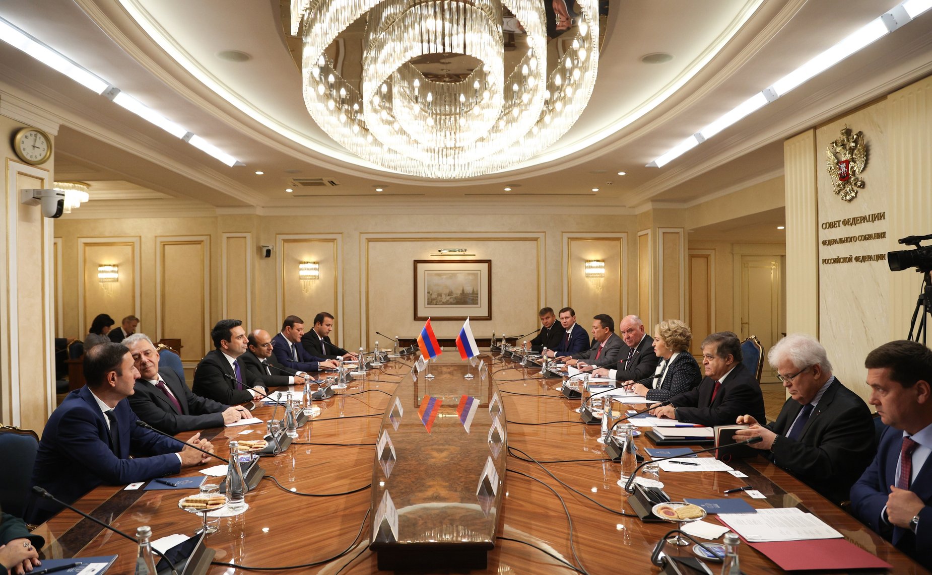 Встреча Председателя СФ Валентины Матвиенко с Председателем Национального Собрания Республики Армения Аленом Симоняном