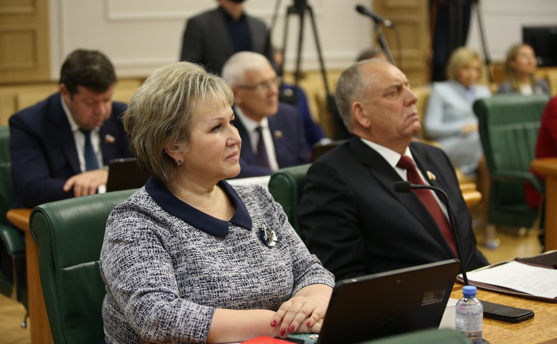 Встреча сенаторов Российской Федерации с Министром промышленности и торговли РФ Денисом Мантуровым в формате «Открытого диалога»