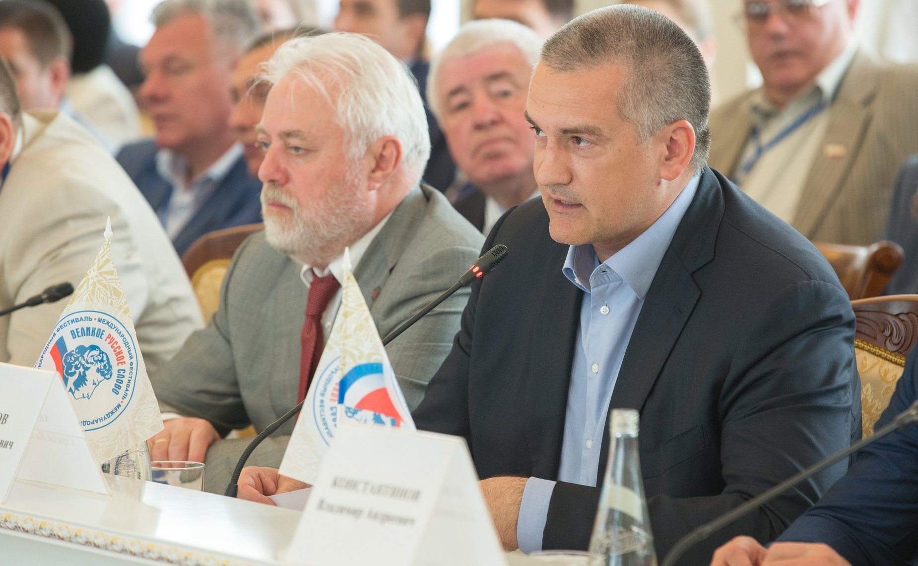 Глава Крыма С. Аксенов