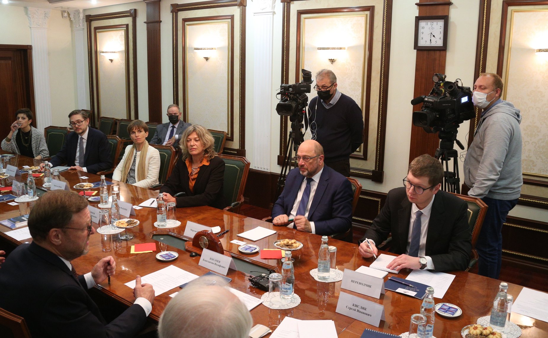 Встреча заместителя Председателя Совета Федерации Константина Косачева с председателем правления Фонда имени Фридриха Эберта Мартином Шульцем