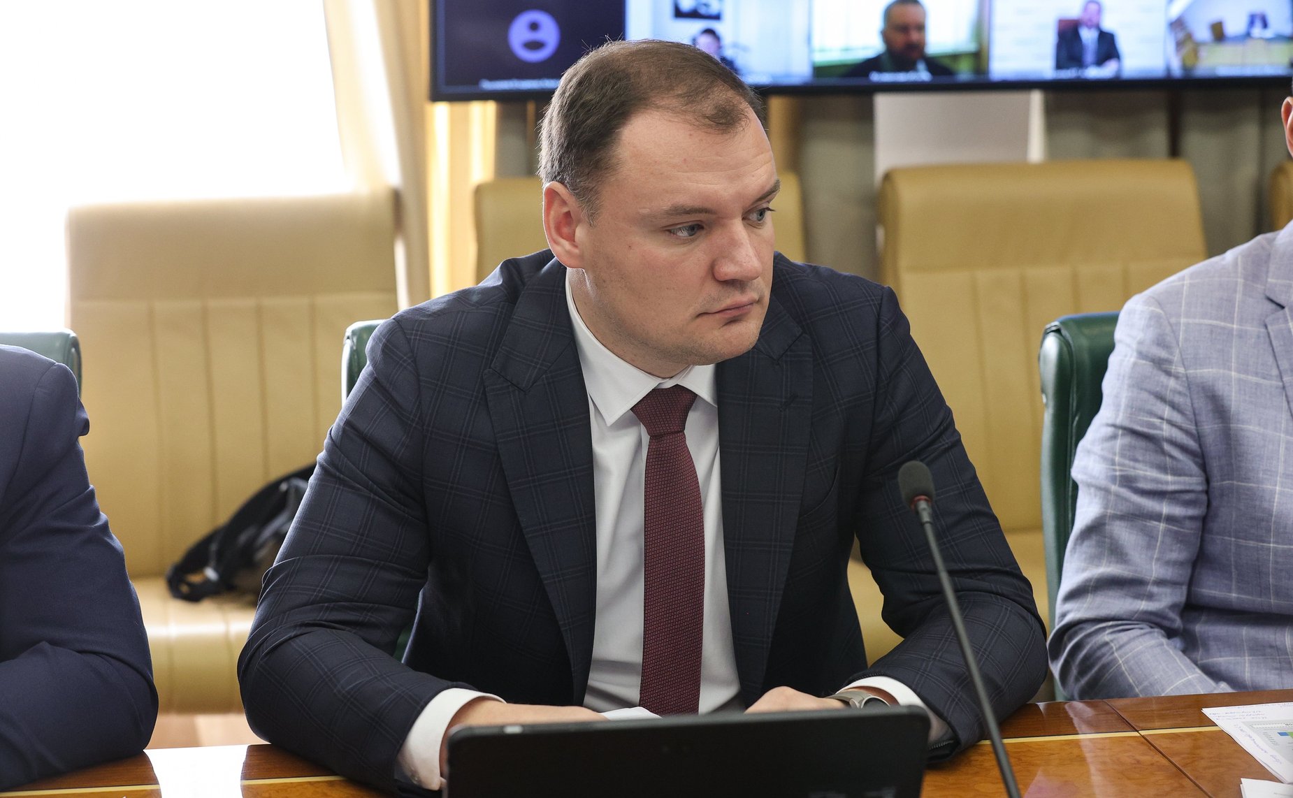 Совещание Комитета СФ по экономической политике «Совершенствование механизма субсидирования перевозок пассажиров воздушным транспортом»