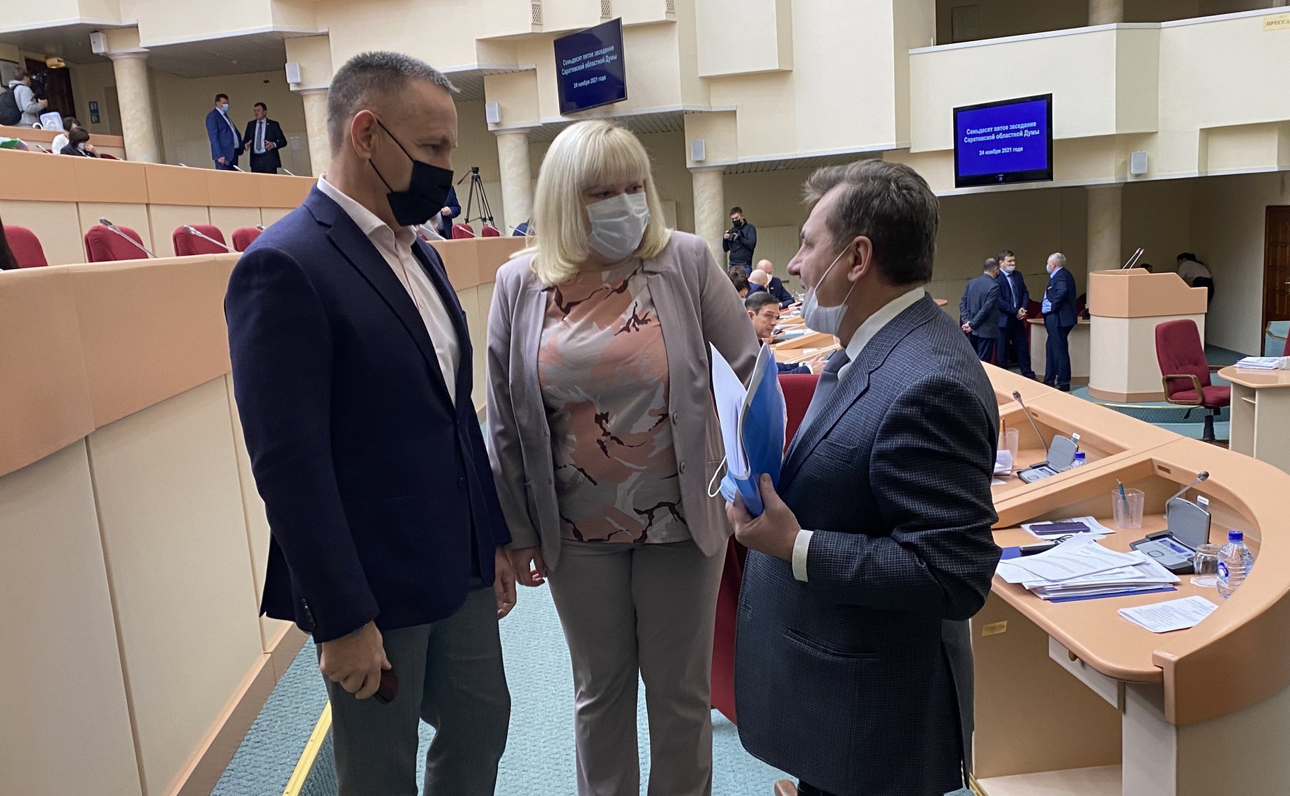 Олег Алексеев в ходе работы в регионе принял участие в заседании Саратовской областной Думы