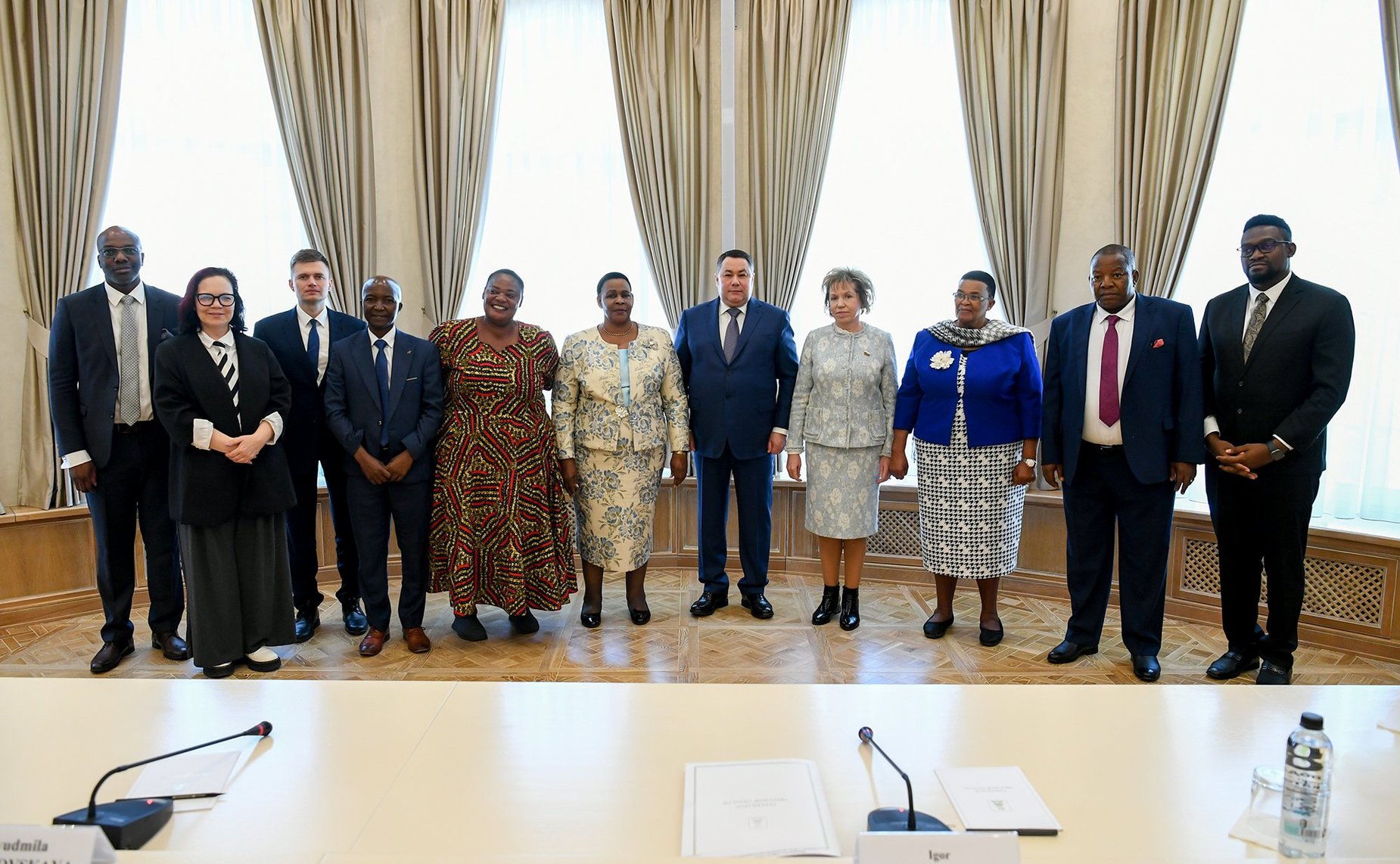 Делегация Зимбабве во главе с председателем Сената Парламента Республики Мейбл Чиномоной посетила Тверскую область. Поездка прошла в рамках официального визита в Россию, состоявшегося по приглашению Председателя СФ Валентины Матвиенко