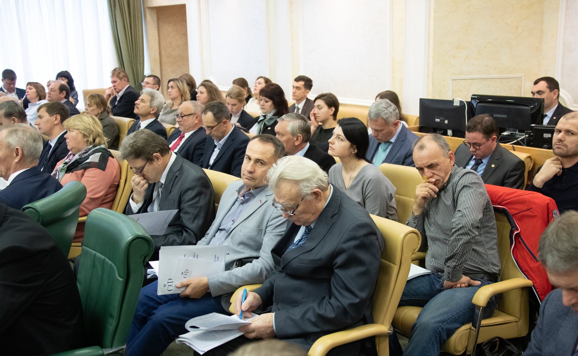 Парламентские слушания Комитета СФ по аграрно-продовольственной политике и природопользованию