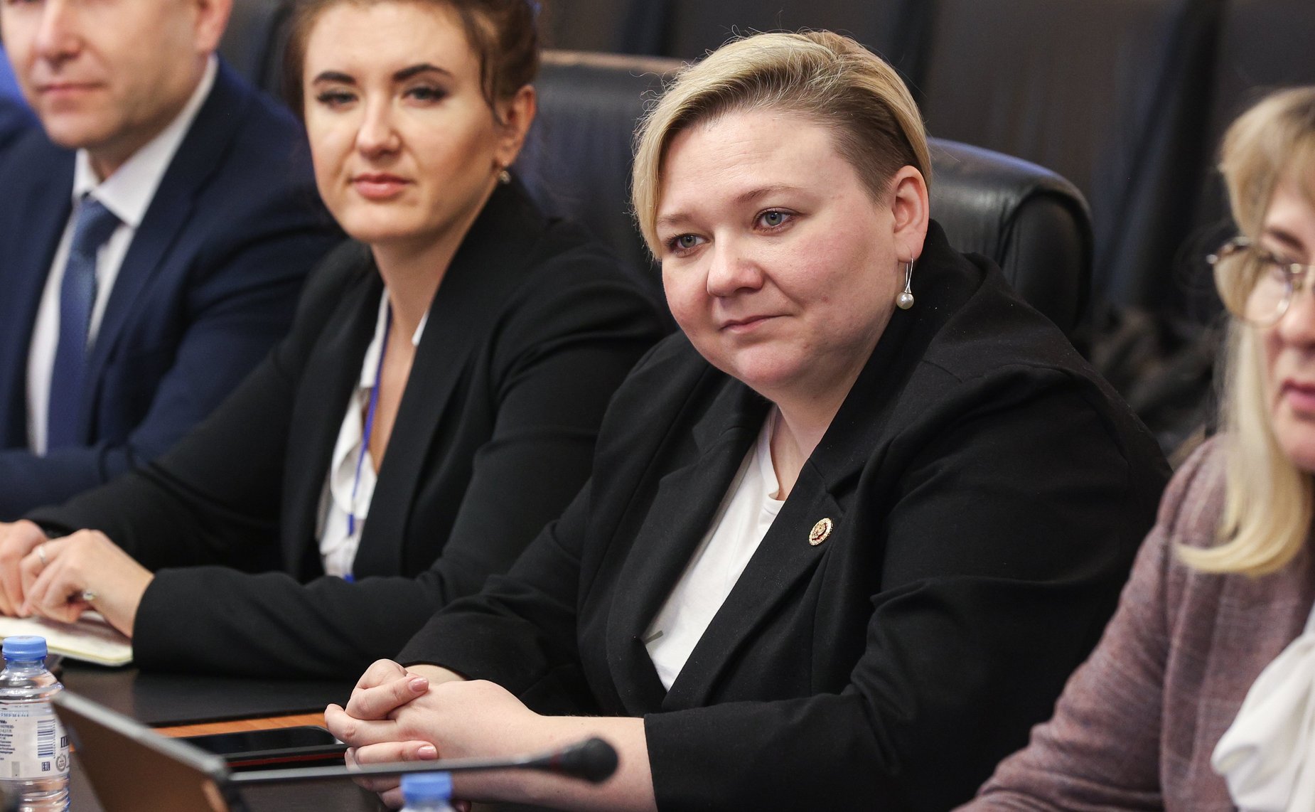 Владимир Джабаров провел встречу с сотрудниками Росфинмониторинга