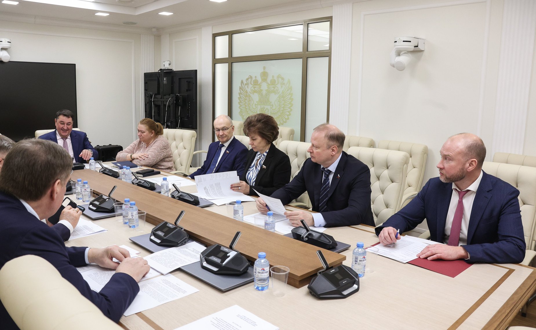 Заседание Комиссии Совета Федерации по контролю за достоверностью сведений о доходах, об имуществе и обязательствах имущественного характера, представляемых сенаторами Российской Федерации, под председательством заместителя Председателя Совета Федерации