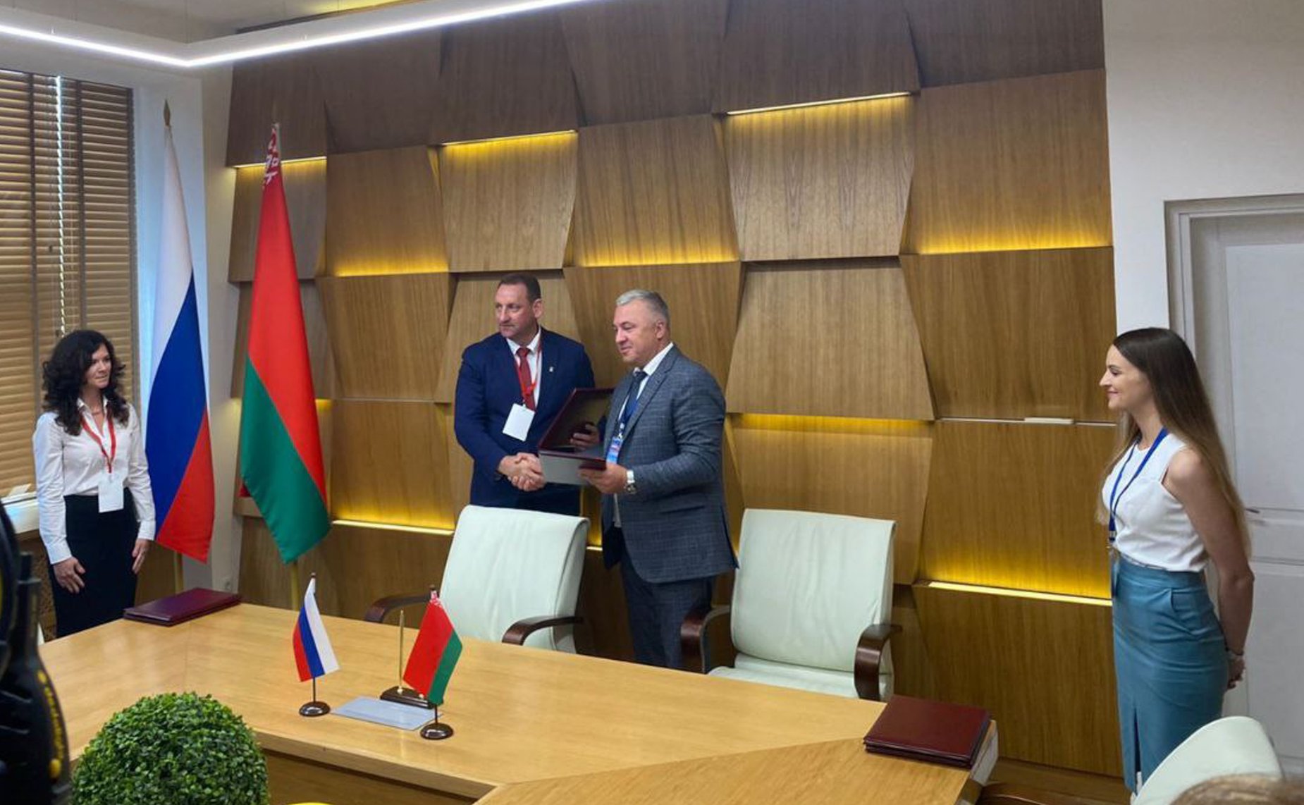 IX форум регионов Беларуси и России. Секция 6 «Эффективное импортозамещение в Союзном государстве: проекты, стимулы, координация»