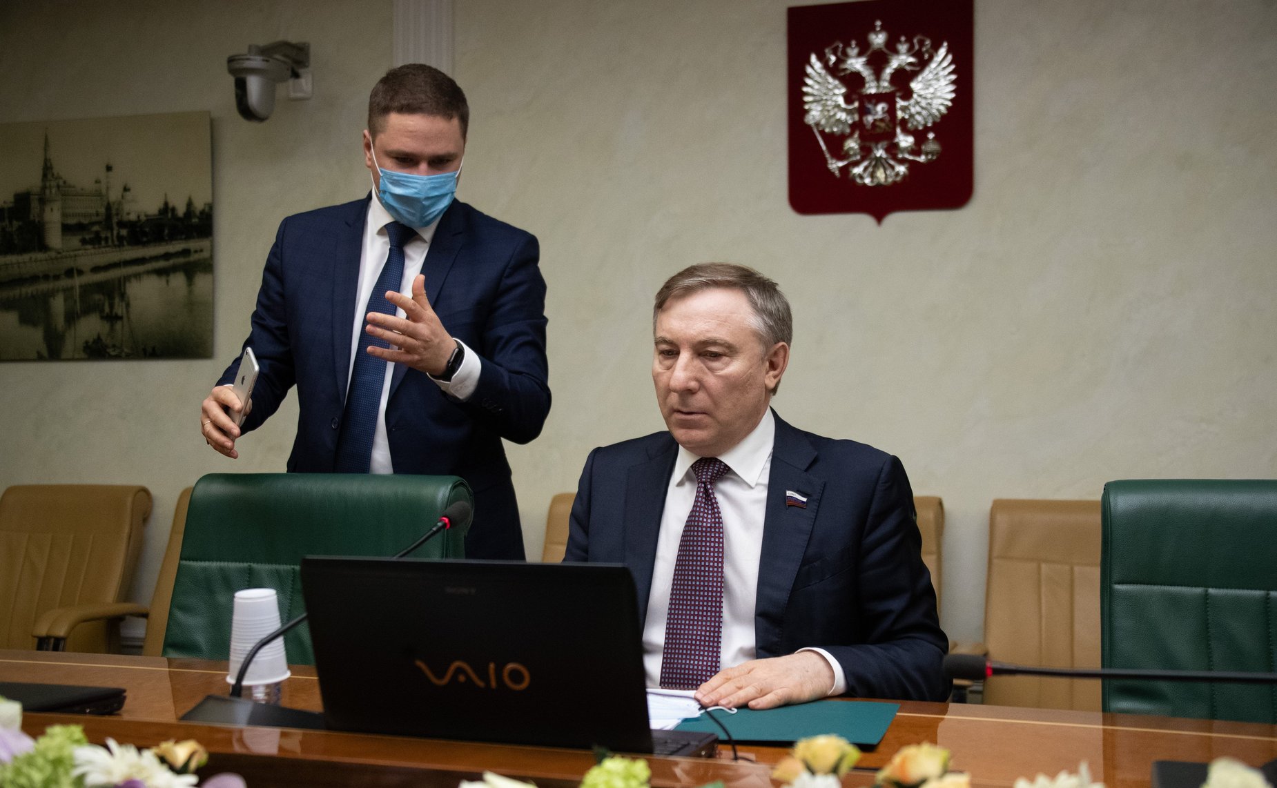 Встреча сенаторов в формате видеоконференции с членами Комитета по международным делам Палаты молодых законодателей