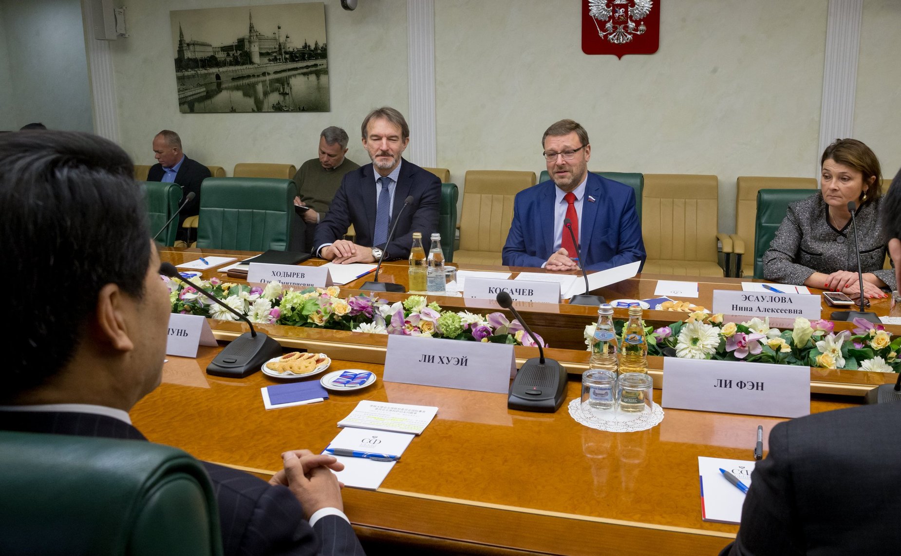 Встреча Константина Косачева c Чрезвычайным и Полномочным Послом Китайской Народной Республики в РФ Ли Хуэем