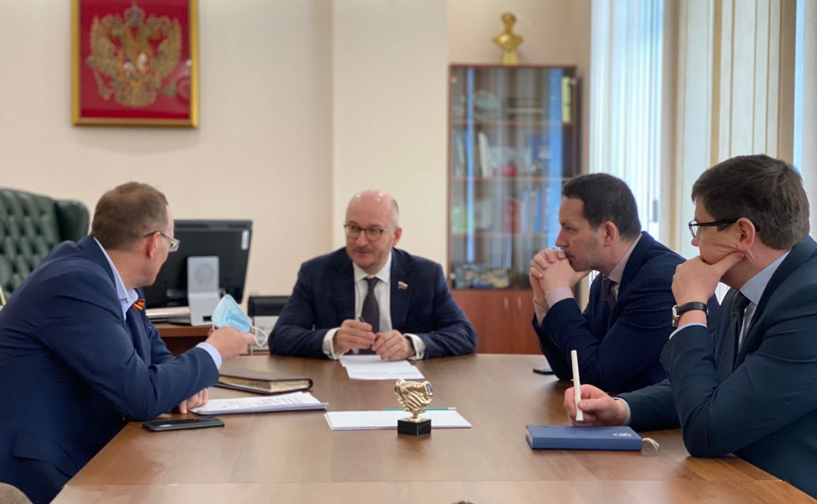 Олег Цепкин в рамках региональной недели встретился с министрами и руководителями профильных комитетов Законодательного Собрания Челябинской области