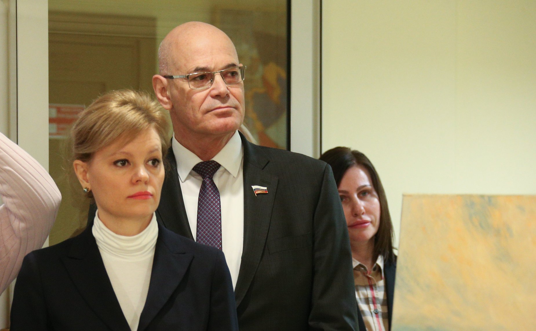 В преддверии Международного дня инвалидов в Совете Федерации открылась выставку картин «Россия – мир неограниченных возможностей»