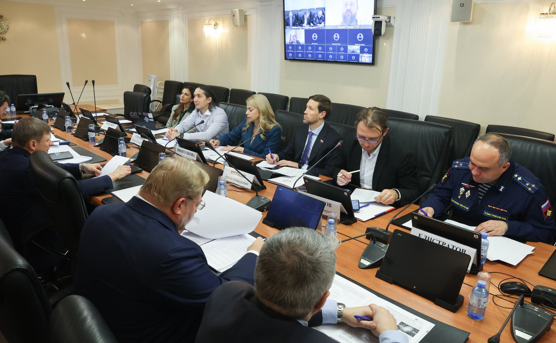 Круглый стол Комитета СФ по конституционному законодательству и государственному строительству «Нормативно-правовое регулирование обработки и использования данных в целях развития технологий искусственного интеллекта»