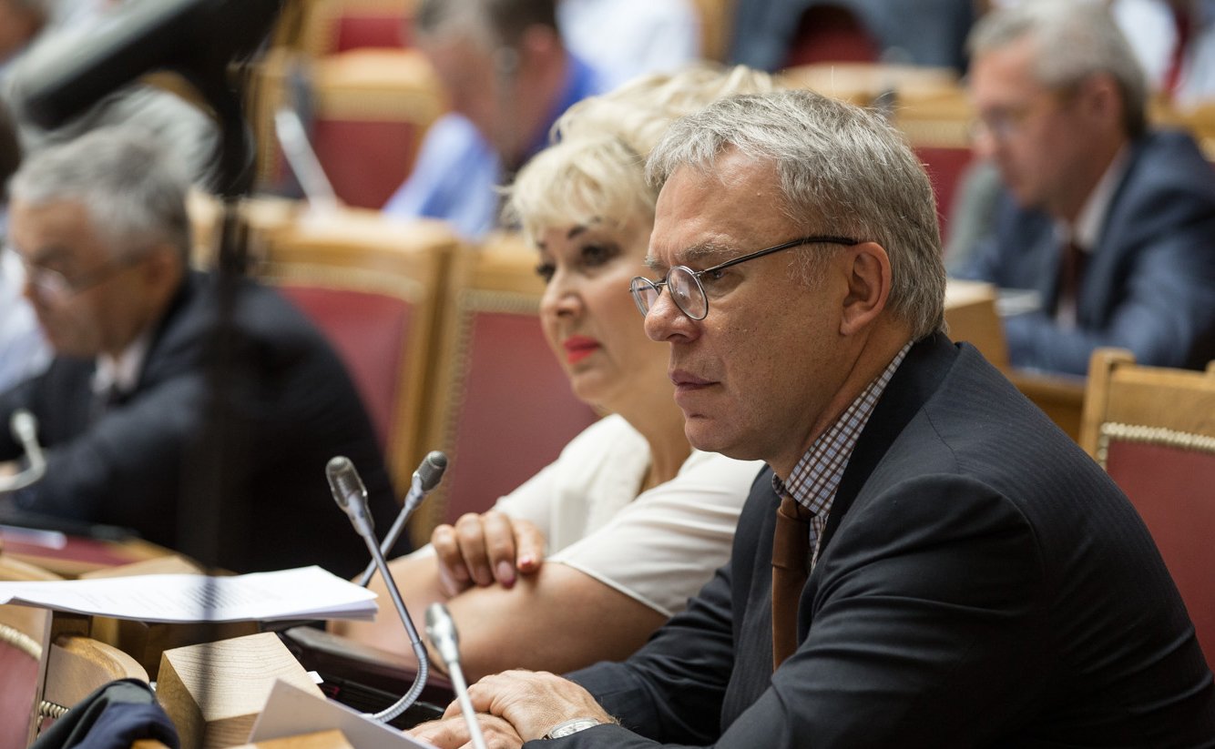 26-06 335 заседание зал Таврический 9