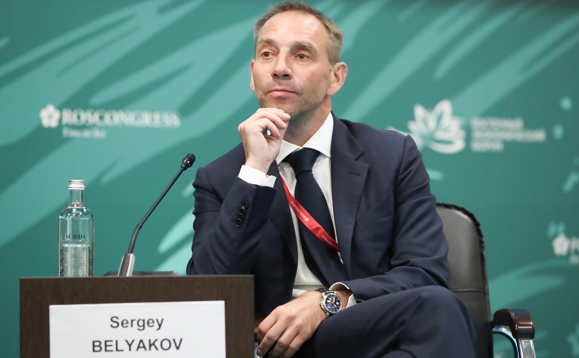 Артем Шейкин выступил на сессии «Цифровая безопасность и ответственность бизнеса» в рамках Восточного экономического форума (ВЭФ) (фото Фонд Росконгресс)