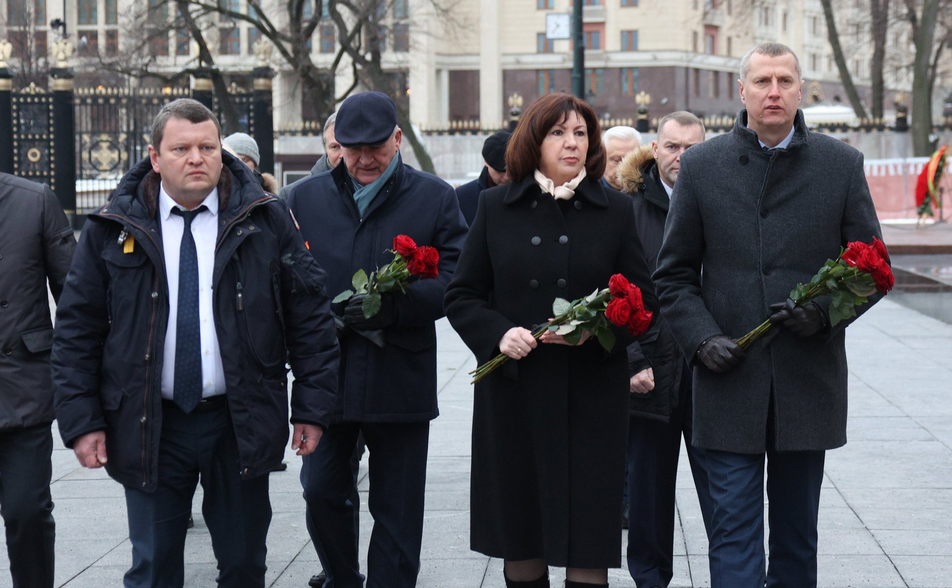 Возложение венка к могиле Неизвестного солдата у Кремлевской стены, памятникам знакам «Город-герой Минск», и «Брестская Крепость-герой»