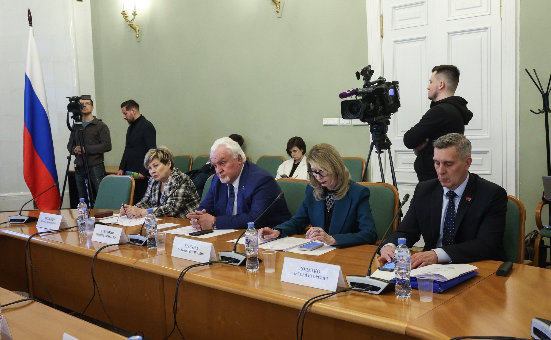 Заседание комиссии Совета законодателей РФ по вопросам социальной политики